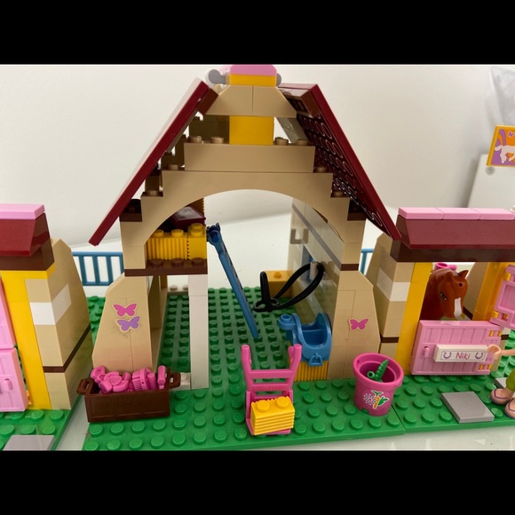 Lego Friends Stable - Picture 7 of 16
